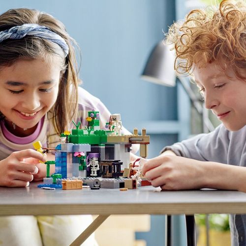 LEGO MINECRAFT Loch szkieletów 21189+Pustynna wyprawa Steva 21251 MAINCRAFT na Arena.pl