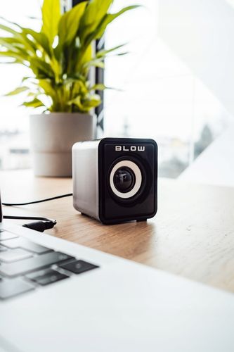 ZESTAW GŁOŚNIKÓW KOMPUTEROWYCH SUBWOOFER 2.1 USB SD AUX RADIO FM LED 11W na Arena.pl