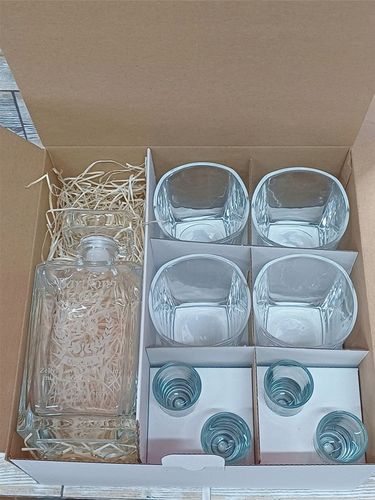 KARAFKA 4 SZKLANKI DO WHISKY i 4 kieliszki Z GRAWEREM na Prezent na Arena.pl