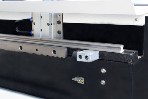 Frezarka CNC 1515 INDUSTRY pompa Becker KVT 3.140 na Arena.pl