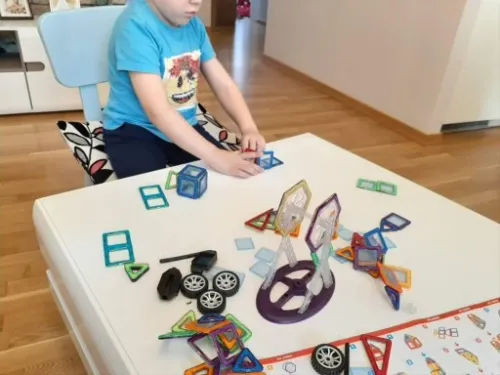 KLOCKI MAGNETYCZNE KONSTRUKCYJNE DUŻE PANELE 3D na Arena.pl