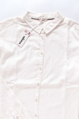 WRANGLER L/S SOLID SHIRT OFFWHITE W5202LR02 L na Arena.pl