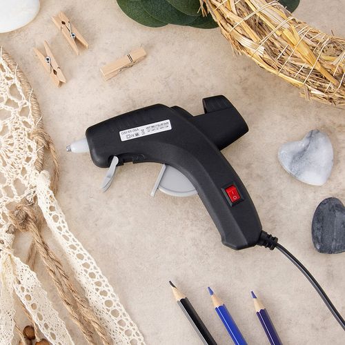 Pistolet do kleju na gorąco na Arena.pl