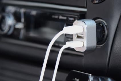 EDNET Ładowarka samochodowa 3xUSB (2,1A/2A/1A), czarna na Arena.pl