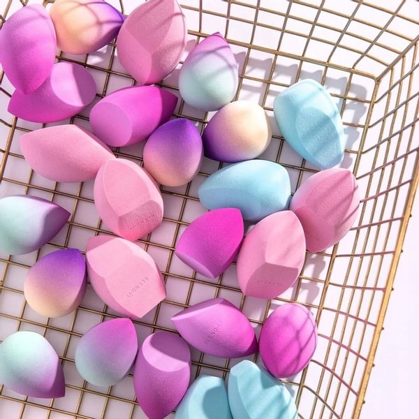 BLEND IT FAIRY TALE Zestaw 5 gąbek do makijażu zdjęcie 4