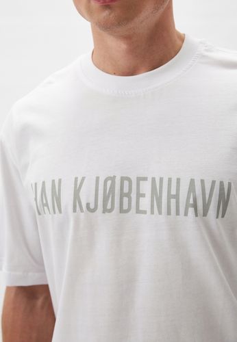 HAN Kjøbenhavn Daily HK Logo Boxy Tee - T-shirty S na Arena.pl
