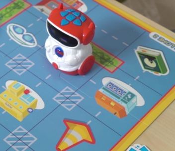 DOC MÓWIĄCY ROBOT EDUKACYJNY na Arena.pl