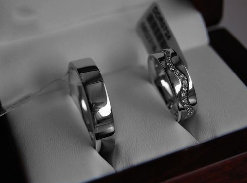 Złota obrączka XBX1750 na Arena.pl