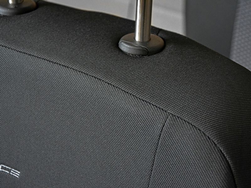 Pokrowce na przód do Seat Exeo Kombi zdjęcie 5