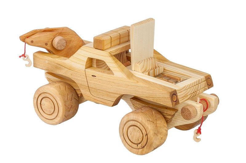 Duży, drewniany samochód "Monster Truck" zdjęcie 7
