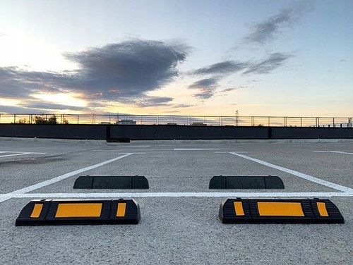 OGRANICZNIK SEPARATOR ODBOJNIK PARKINGOWY 57CM BLOKADA NAJAZD na Arena.pl