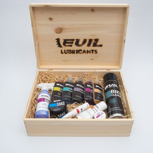 EVIL EXCLUSIVE BOX ZESTAW PREZENTOWY ++++ zdjęcie 1