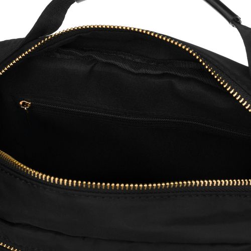 czarna listonoszka damska z nylonu, jednokomorowa i zamykana suwakiem na Arena.pl