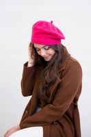 Beret damski angorowy Knitted Moments - ciepły, angora Granatowy