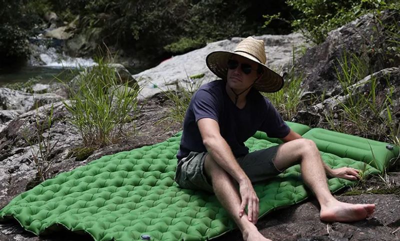 Materac dwuosobowy samopompujący zielony zdjęcie 9