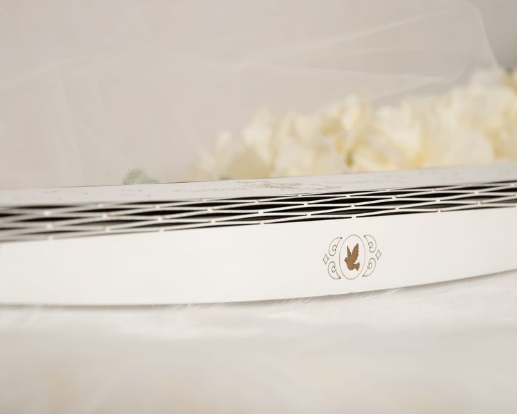 Białe pudełko na świecę do Chrztu Świętego z personalizacją PCS-1 zdjęcie 4