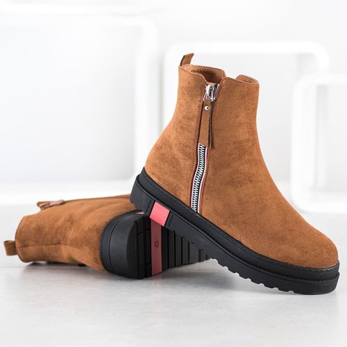 Botki Na Czarnej Platformie r.41 na Arena.pl