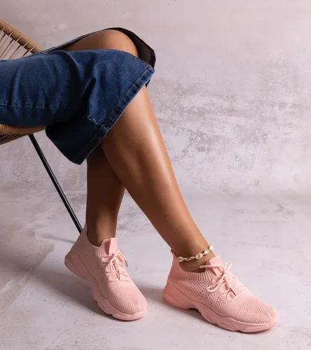 Różowe materiałowe sneakersy Madi 38 na Arena.pl