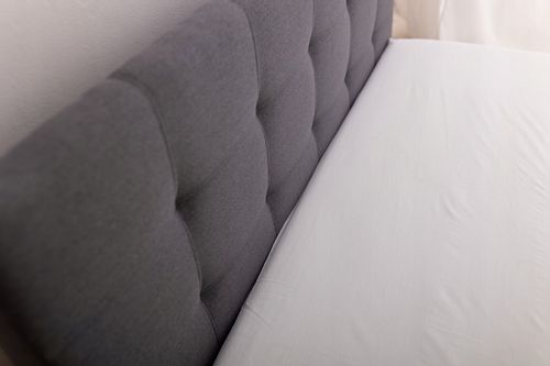 NERI 160X200 ŁÓŻKO TAPICEROWANE SZARE STELAŻ Z MATERACEM na Arena.pl