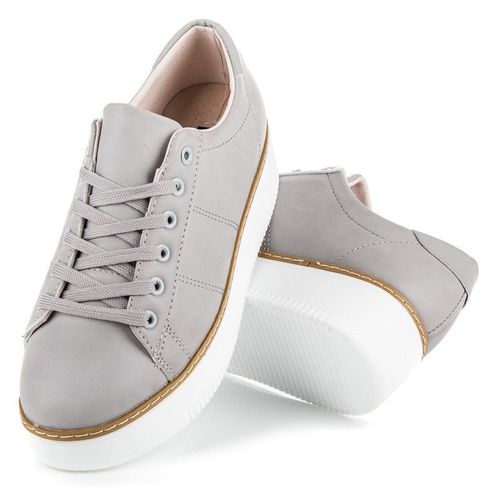 Wiązane trampki na platformie r.40 na Arena.pl