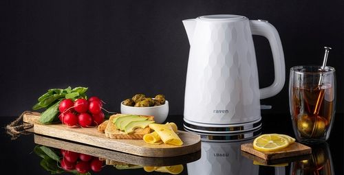 Biały Czajnik elektryczny RAVEN EC025B 1,7 l 2200W na Arena.pl