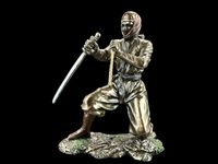 Zamaskowany Japoński Wojownik Ninja z Mieczem WU78211A4