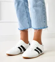 Białe sneakersy typu tenisówki z czarną wstawką Mydland 36