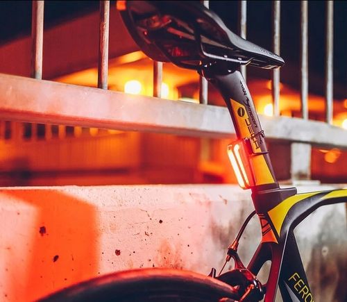 Lampka rowerowa tylna MOON CERBERUS 150lm na Arena.pl