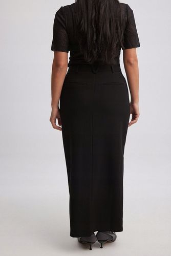 Claire Rose x Na-Kd spódnica Tailored na Arena.pl