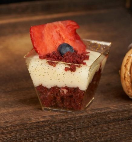 ORYGINALNE POJEMNIKI PUCHARKI KWADRATOWE DO DESERÓW 60ML ZŁOTY BROKAT 50szt na Arena.pl