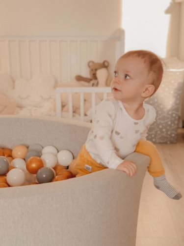 Suchy basen 130x30cm jasnoszary z piłeczkami 600szt (jasnobłękitne, białe, szare) na Arena.pl