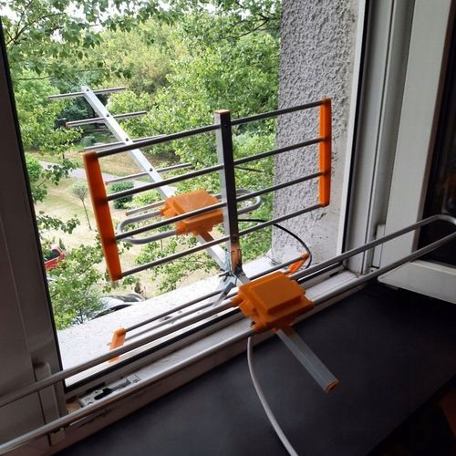 ANTENA ZEWNĘTRZNA DO TELEWIZJI NAZIEMNEJ KIERUNKOWA AX GALAXY COMBO na Arena.pl