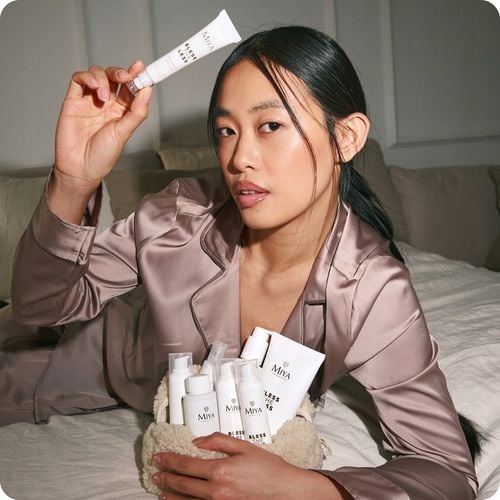 Krem Liftingujący Przeciwstarzeniowy z Retinolem Roślinnym All-in-one Miya na Arena.pl