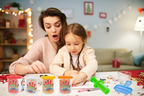 Ciastolina - Masa Plastyczna 4 Kubeczki, Foremki i Akcesoria na Arena.pl