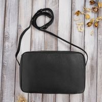 torebka damska skórzana listonoszka na ramię czarna paolo peruzzi in-62-bl