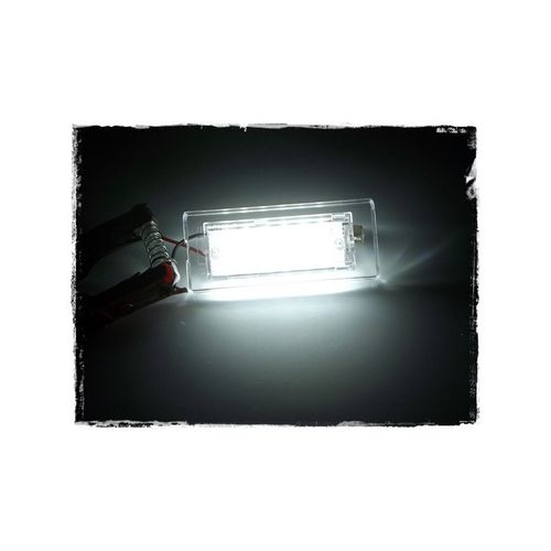 BMW X3 E83 2003–2010r Lampki tablicy LED 2szt. na Arena.pl