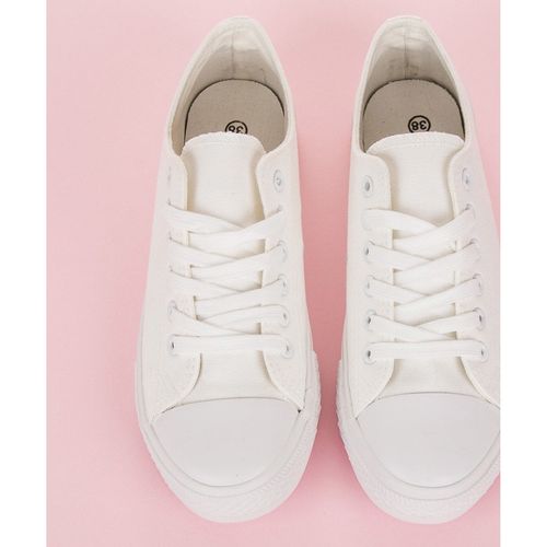 Białe Trampki r.38 na Arena.pl