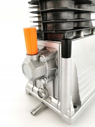 SPRĘŻARKA POWIETRZA POMPA H-2065 2,2kW DO KOMPRESORA 9BAR 3KM 590l/min OLEJ na Arena.pl