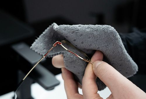 Japońska Ściereczka do okularów mikrofibra SOFT99 chusteczka do na Arena.pl