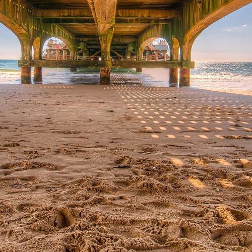 Obraz na płótnie - Canvas, Plaża pod molo 90x60 na Arena.pl