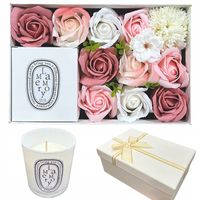 FLOWERBOX KWIATY MYDLANE RÓŻE + ŚWIECA ZAPACHOWA PREZENT FLOWER BOX SK032