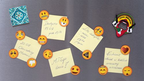 ZESTAW MAGNESÓW - EMOTKI na Arena.pl