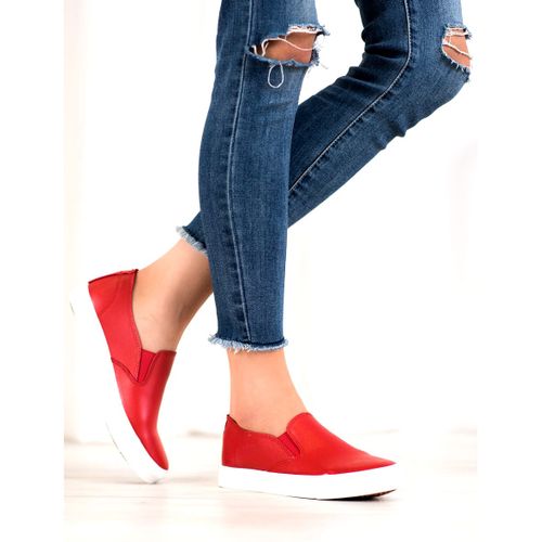 Czerwone Trampki Slip On r.37 na Arena.pl