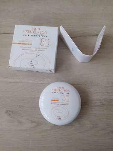 Avene Sun Mineral Podkład w kompakcie SPF50 PIASKOWY 10g na Arena.pl
