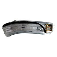 KIERUNKOWSKAZ PRAWY TOYOTA AVENSIS III 2011 2012 2013 2014 2015 2016 2017