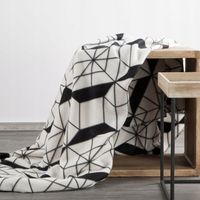 Koc narzuta GEO 150x200 Design91 ekri czarna geometria