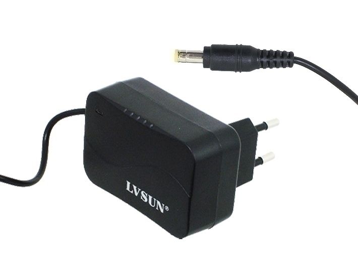 Zasilacz impulsowy, dogniazdkowy 12V 05A zdjęcie 1