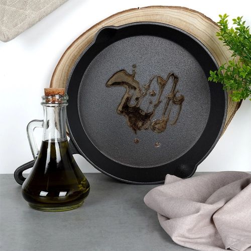 patelnia żeliwna 25cm z silikonową nakładką cast line 199035 na Arena.pl