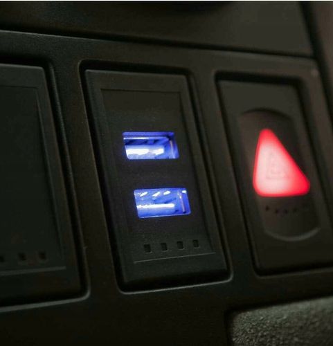 Ładowarka Samochodowa OEM 2x USB VW T4 BLUE Light na Arena.pl