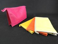 kosmetyczka 25 x 17 x 8 cm